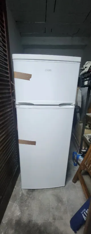 Nevera Svan 150cm Congelador