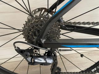 Bicicleta carretera BMC Roadmachine 02 [dona]