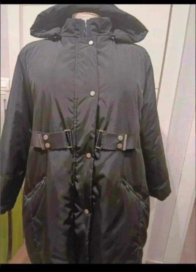 Abrigo Velika Talla Grande Negro