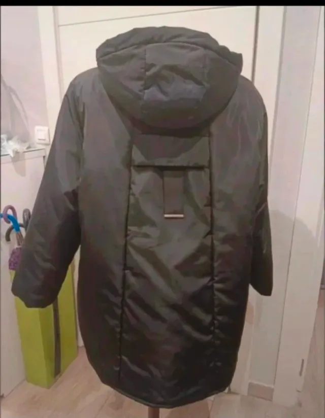 Abrigo Velika Talla Grande Negro