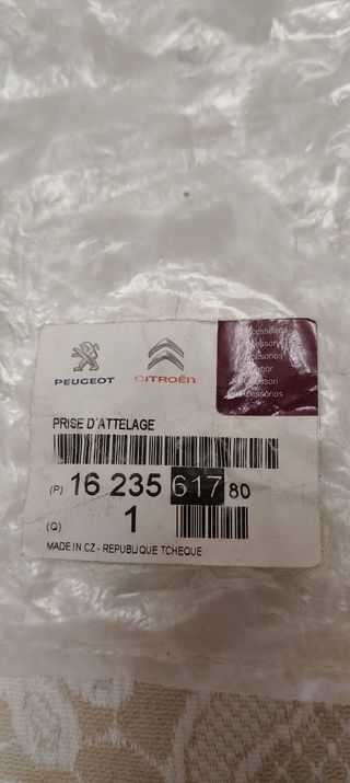 Adaptador enchufe remolque caravana