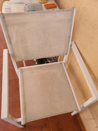 2 Sillas Terraza Beige y Blanca 