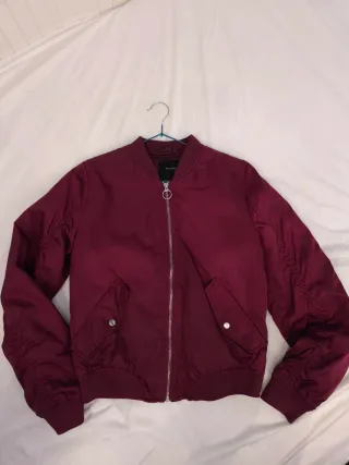 Chamarra bomber granate