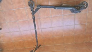 Lote de 2 bicicletas infantiles y dos patinetes