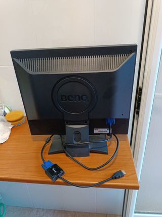 Monitor BenQ 15 Plata/Negro T705 conn VGA y HDMI