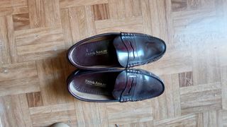 Zapatos de vestir JOHN & ASHLEY marrones