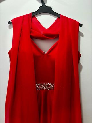 Vestido fiesta rojo con pedrería