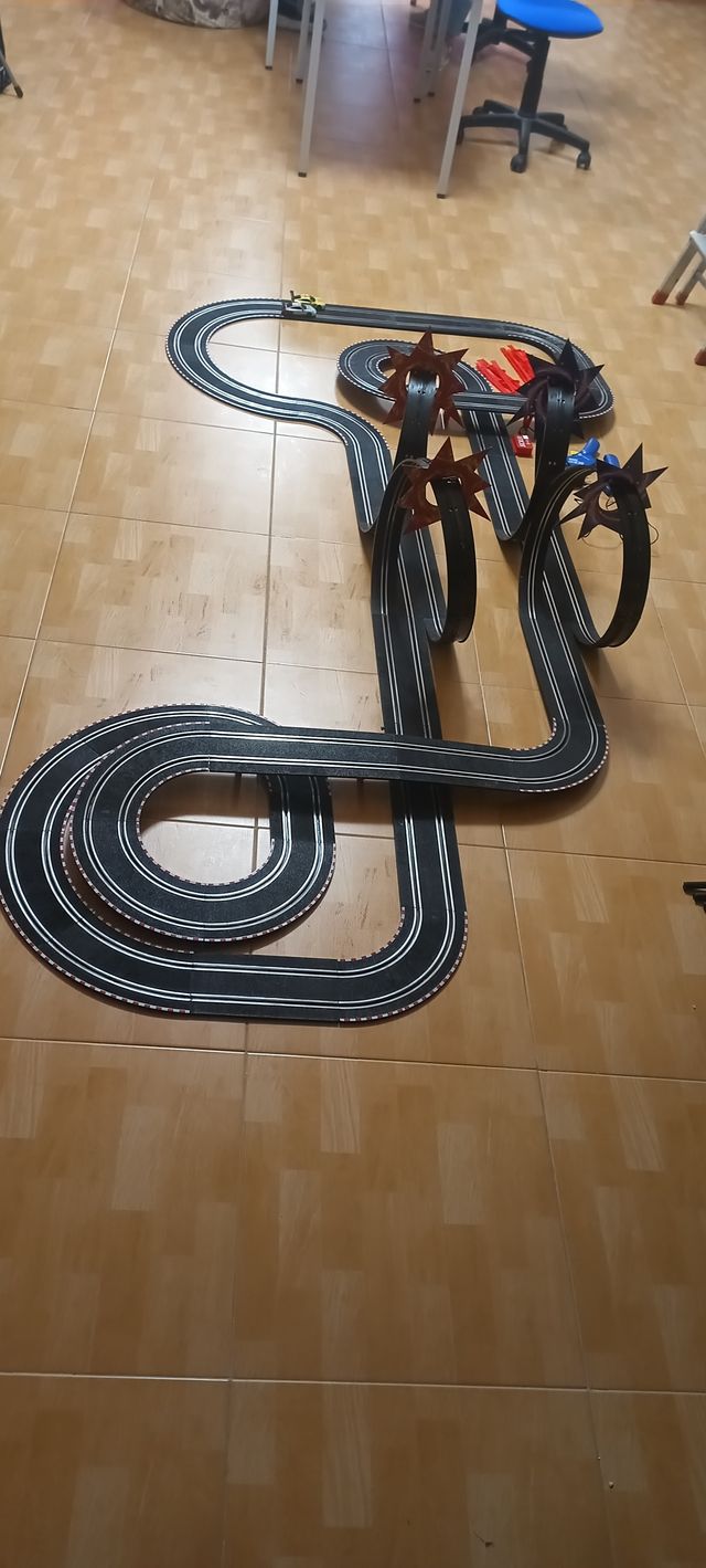 Circuito Scalextric compact totamente nuevo. Con 2