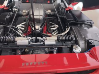 Maqueta Ferrari Enzo 1:10 Planeta D'Agostini