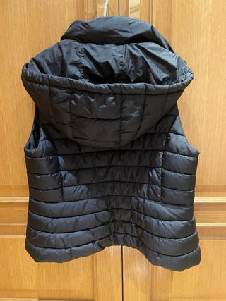 Chaleco acolchado negro Zara mujer