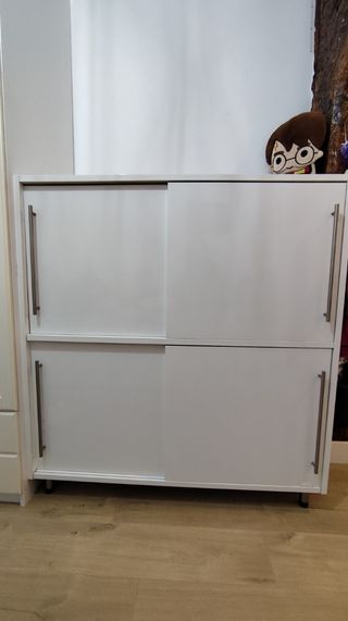 Mueble salón almacenaje lacado en blanco brillo