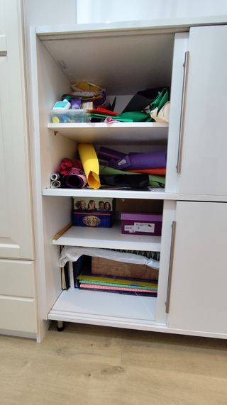 Mueble salón almacenaje lacado en blanco brillo