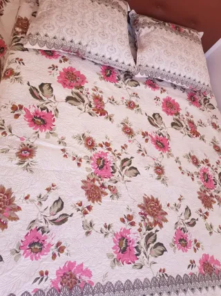 Edredón floral temporada