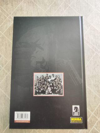 HELLBOY 01: SEMILLA DE DESTRUCCIÓN (Ed. Cartoné...
