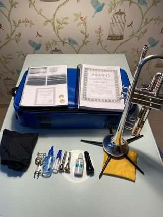 Trompeta Yamaha YTR-3553 + Accesorios NEGOCIABLE!