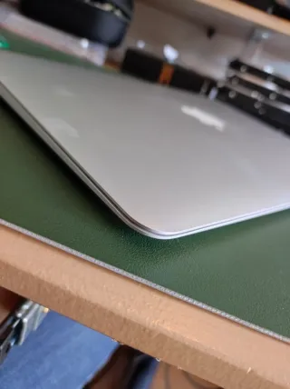 MacBook Air en estado excelente 