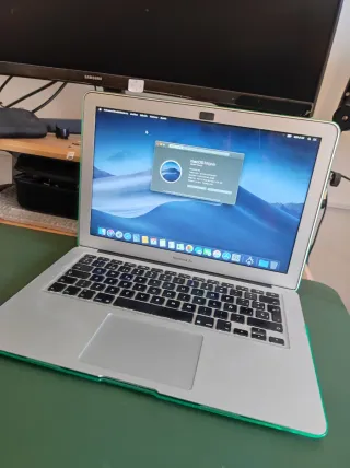 MacBook Air en estado excelente 