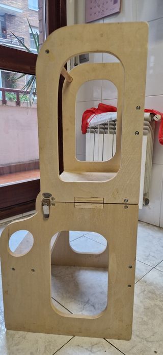 Torre didattica Montessori in legno