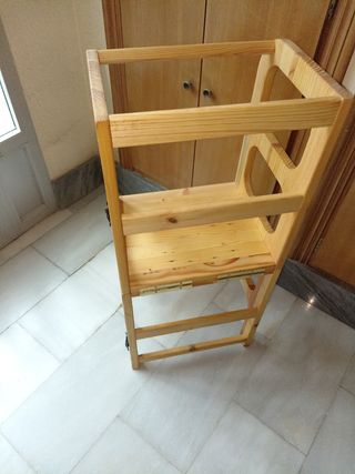 Torre didattica Montessori in legno