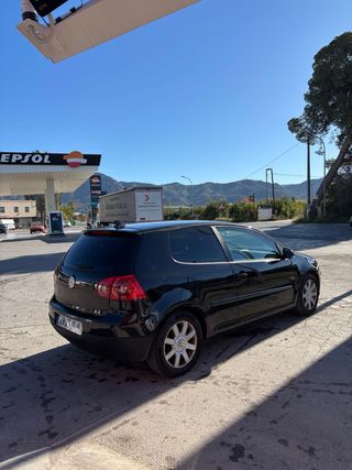 Volkswagen Golf 2005