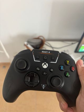 Xbox Series S + 2 Mandos