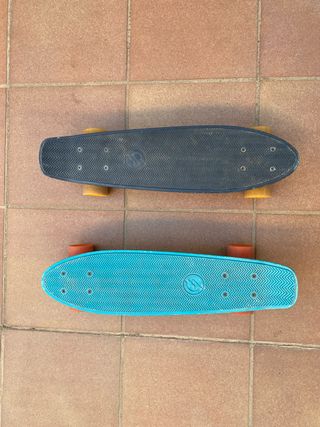 2 Patinetes infantiles (azul y negro)