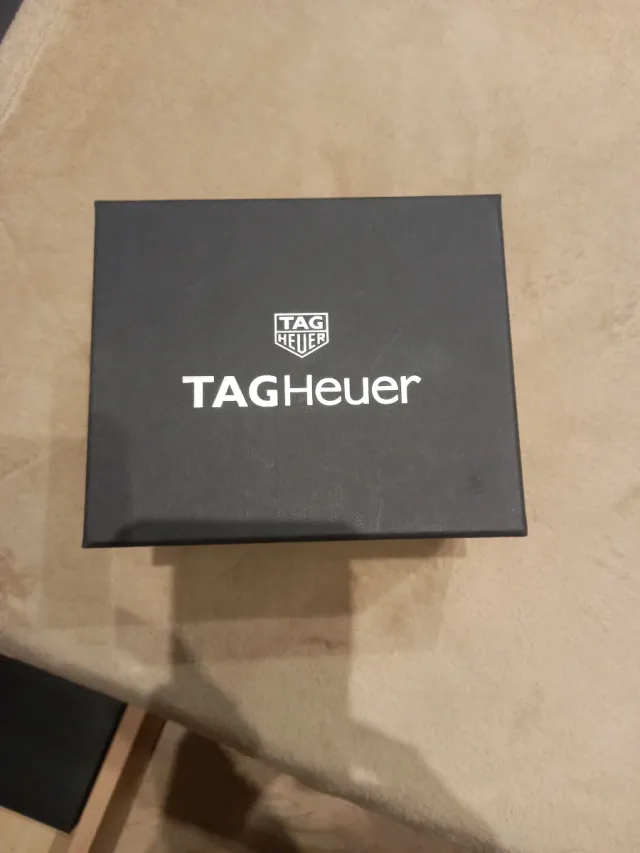 Caja de reloj TAG Heuer negra