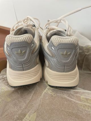 Adidas Ozmillen Beige/Argento Sneakers
