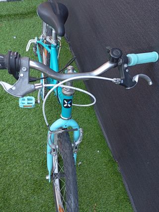 Bicicleta infantil B'Twin azul