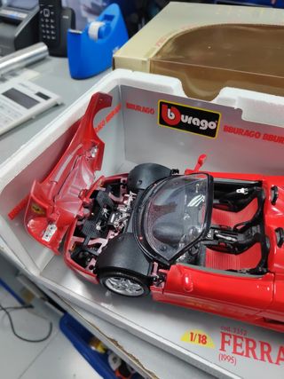 Maqueta Ferrari F50 Burago 1/18