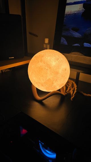 Lámpara Luna 3D Realista 20cm