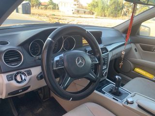 Mercedes-Benz Clase C 2011