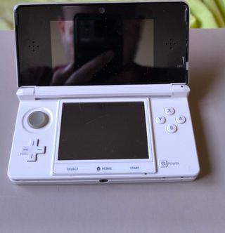 Nintendo 3DS Blanca con juegos