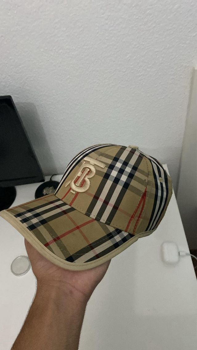 Gorra Burberry Clásica Check Beige