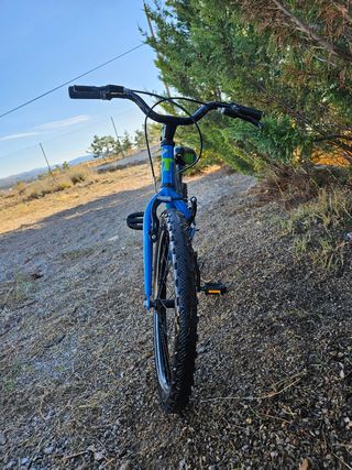 Bicicleta infantil azul TEAM