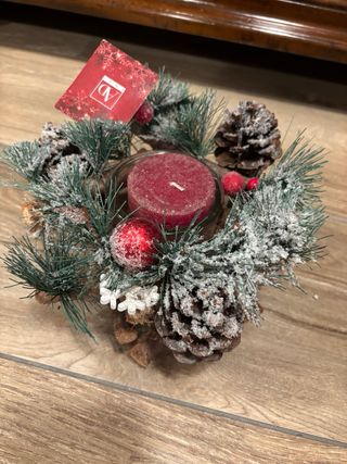 Centrotavola natalizio con candela