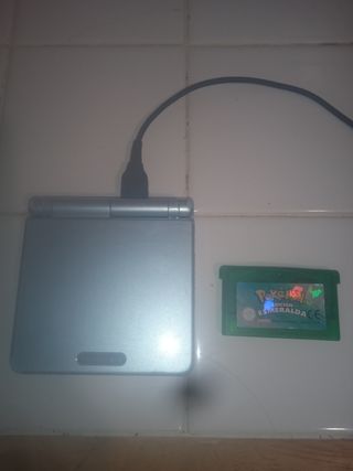 Nintendo Game Boy Advance SP azul cielo año 2002 
