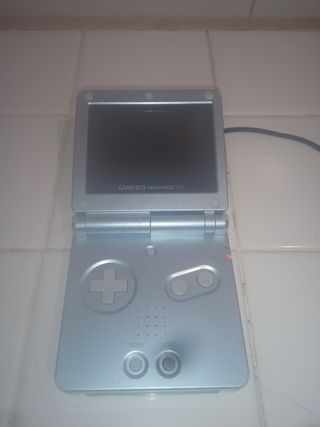 Nintendo Game Boy Advance SP azul cielo año 2002 