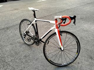 Bici Gravel/CX Specialized Crux Muy ligera 