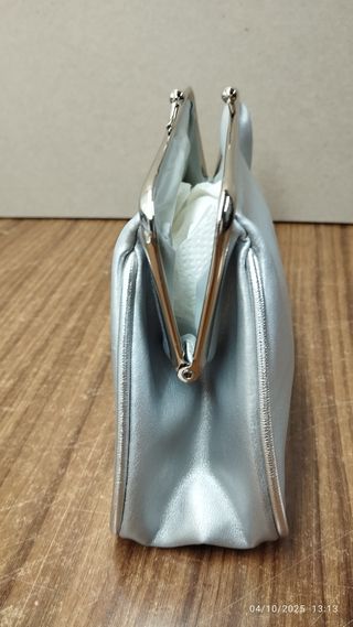 Elegante cartera vintage de señora