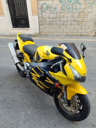Honda CBR 954 RR 2002