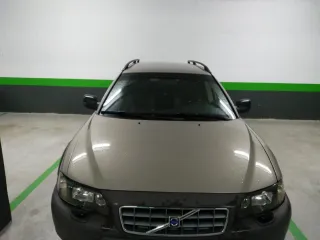 Volvo XC70 2004