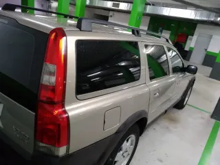 Volvo XC70 2004