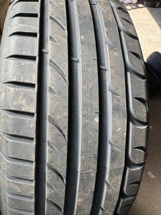 Neumático Kormoran UHP 235/55 ZR17