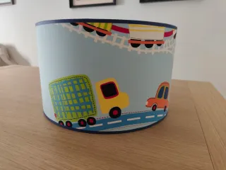 Pantalla Lámpara Infantil Trenes y Coches. 