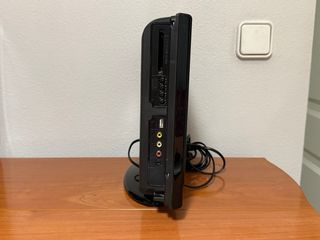 Monitor OKI 15 con lector CD y HDMI