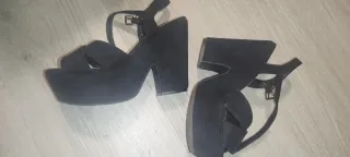 Zapatos de tacón negros núm.38