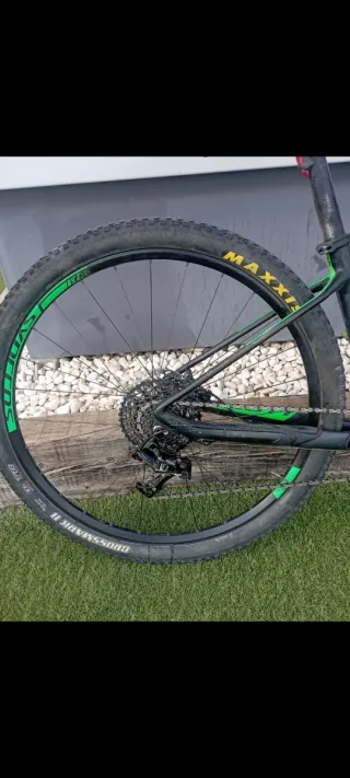 Bicicleta Montaña 29 Carbono