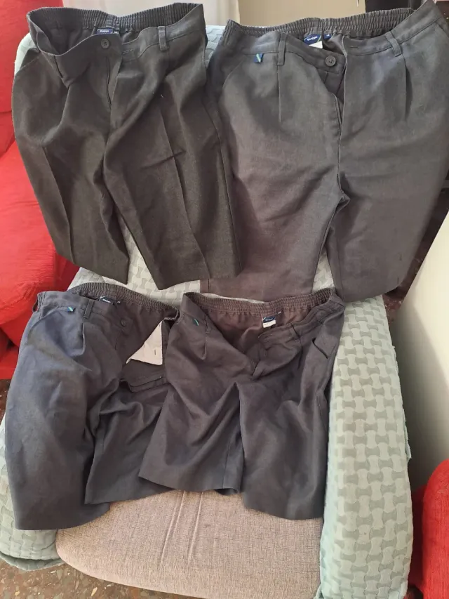 Lote Ropa Colegio Santa Ana Valencia