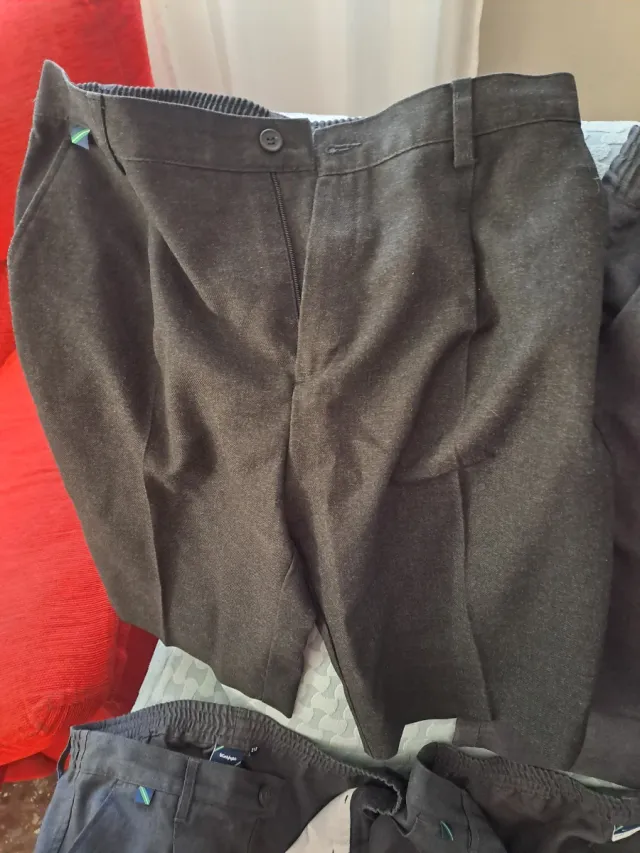 Lote Ropa Colegio Santa Ana Valencia